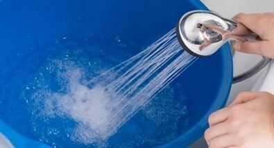 Soda à eau chaude pour augmenter le pénis